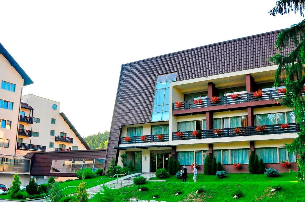 Hotel Clermont Covasna Eksteriør bilde